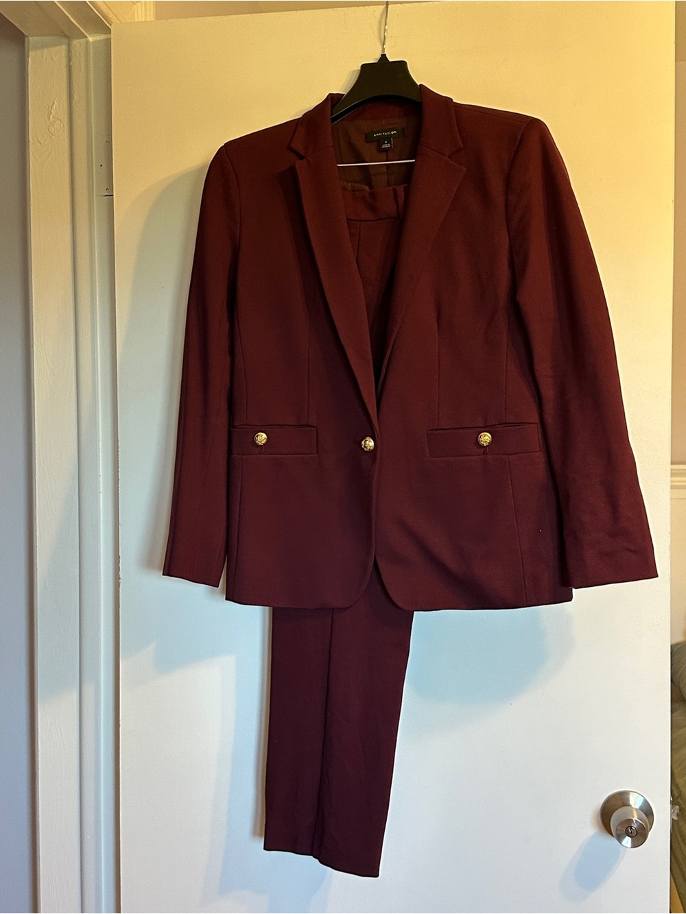 Women's Burgundy Ann Taylor Suit Blazer
